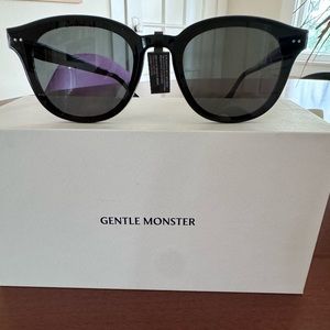Gentle Monster Jade 01 Sunglasses (never worn)